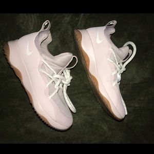 Light Pink Women’s Running Shoes